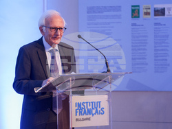 Френски институт - конференция в памет на Жельо Желев