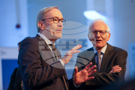 Френски институт - конференция в памет на Жельо Желев