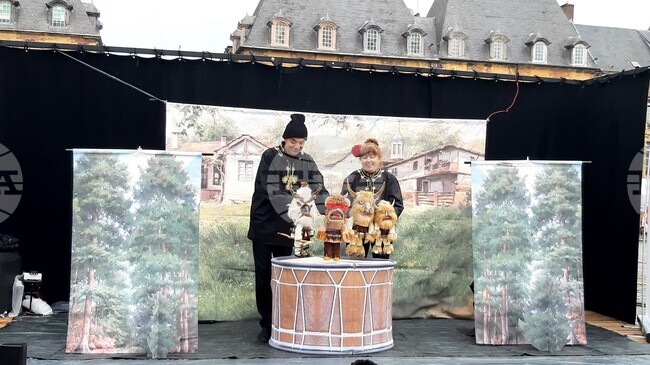 Хасковският театър „Дани и Деси“ отбелязва 30 години от създаването си с национално турне