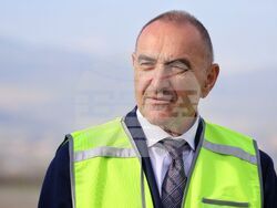 Бургас - летище - ремонт на писта