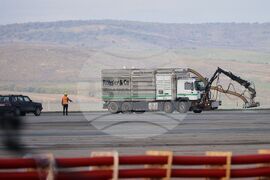 Бургас - летище - ремонт на писта