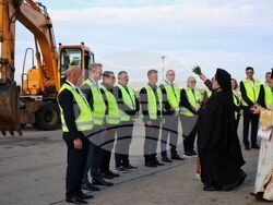 Бургас - летище - ремонт на писта