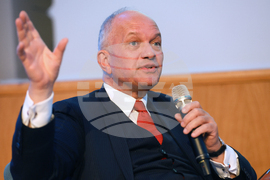 Френски институт - конференция в памет на Жельо Желев