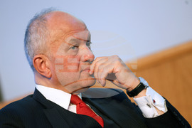 Френски институт - конференция в памет на Жельо Желев