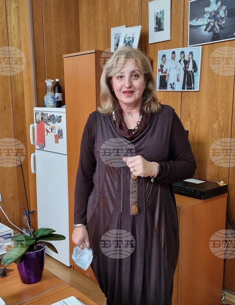 Вече 125 години варненска гимназия учи на занаяти младите хора от региона