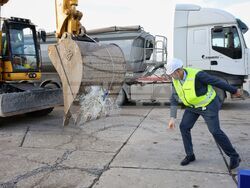 Бургас - летище - ремонт на писта