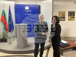 Министерството на образованието и науката връчи за първи път наградите за принос към отворената наука "ОРБИТ - 2025". Снимка: МОН 