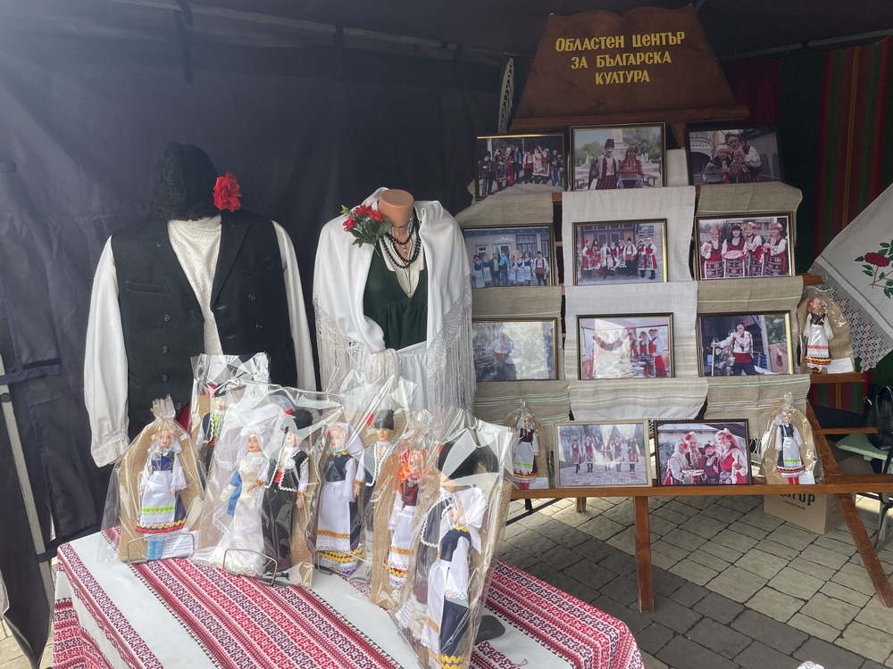 Областният център за българска култура участва в Международния винен фестивал в Болград, Украйна