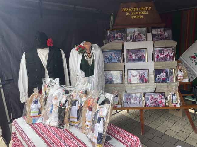 Областният център за българска култура участва в Международния винен фестивал в Болград, Украйна