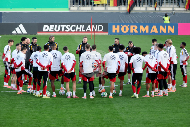 Нагелсман се надява Кимих и Шлотербек да са готови за Словакия