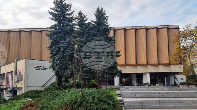 С 11 милиона лева от държавния бюджет ще бъде обновен Дворецът на културата и спорта “Васил Левски“ във Велико Търново