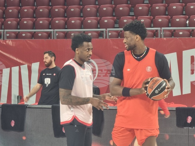 Дан Отуру: Имаме доста победи, но най-важното е да сме фокусирани върху следващия мач