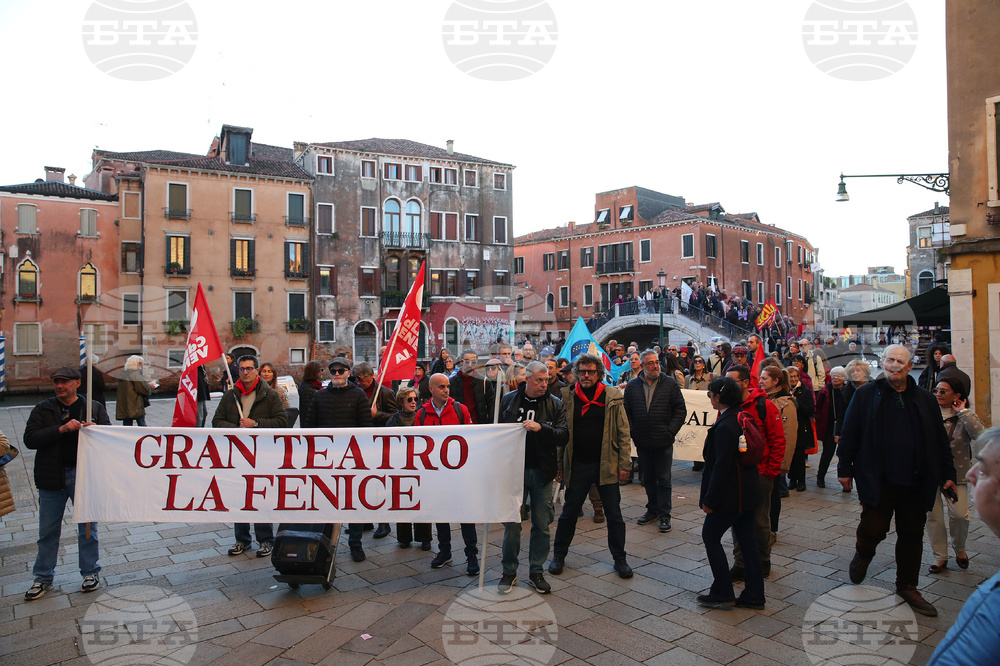 Italy La Fenice Protest