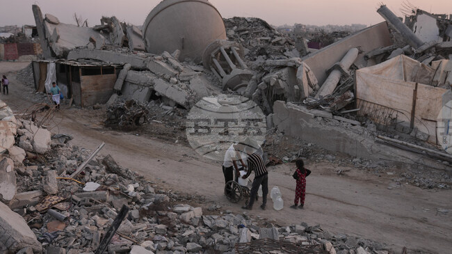 Двама палестинци бяха убити, след като се приближили към израелски войници в Газа