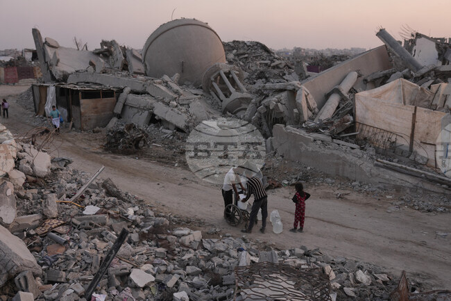Двама палестинци бяха убити, след като се приближили към израелски войници в Газа