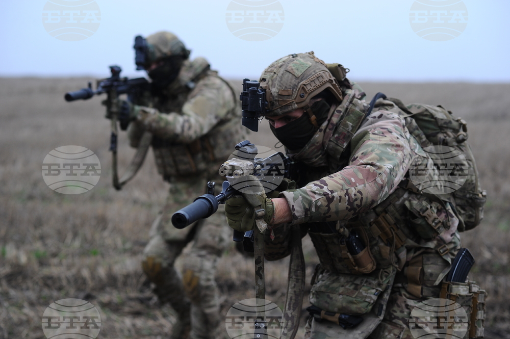 Украинските сили са се изтеглили от село Равнополие, след което руското настъпление в Запорожка област е било спряно, каза украинската армия