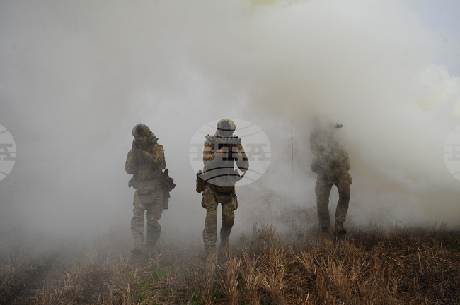 Двама души загинаха при руски удари в украинската Харковска и Запорожка област, съобщиха областните власти