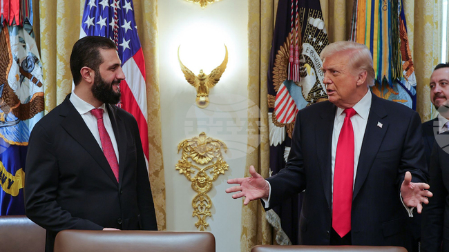 Сирийският президент заяви, че връзките му с "Ал Каида" са в миналото и не е обсъждал тази тема с Тръмп