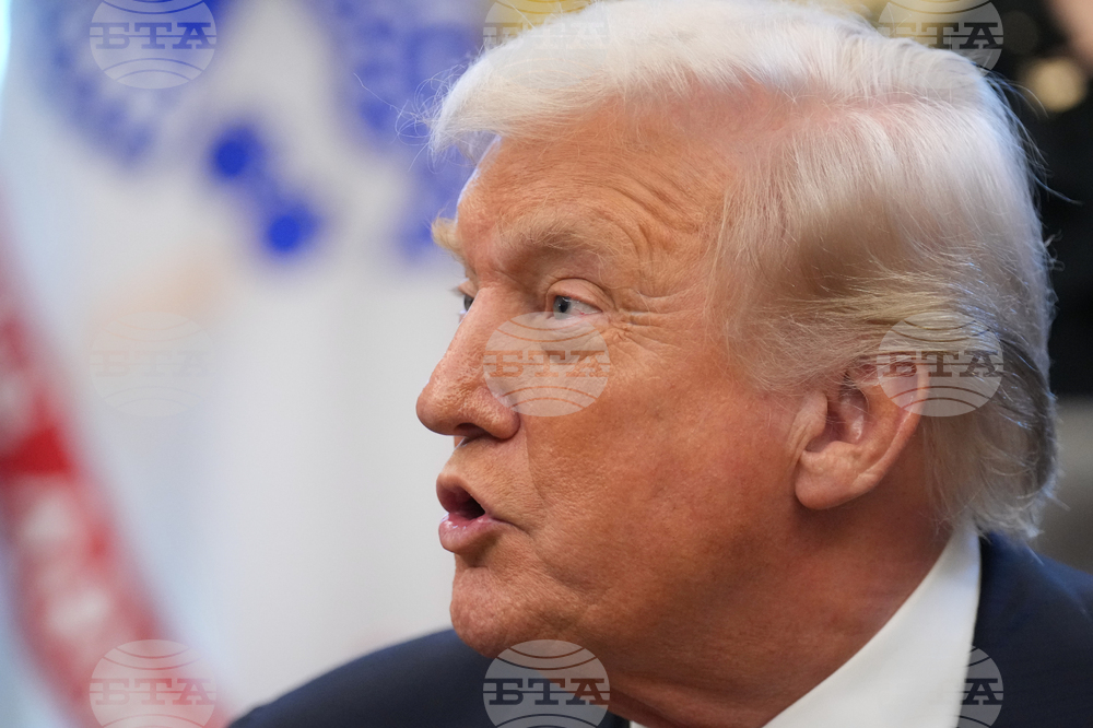 Тръмп предупреди, че САЩ ще бъдат изправени пред "икономическа катастрофа", ако Върховният съд отмени въведените от него мита