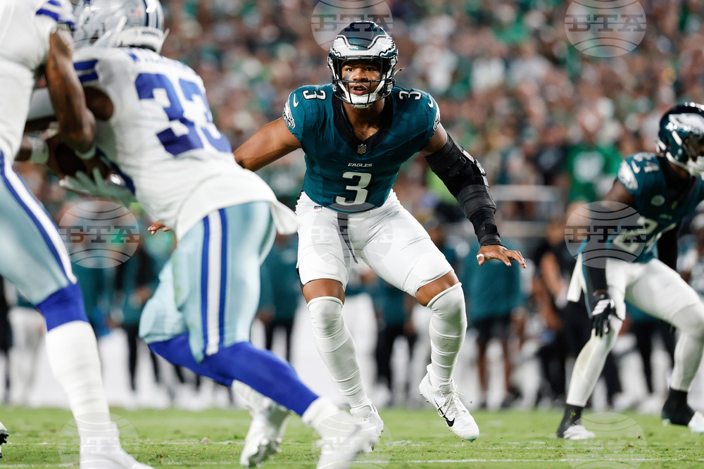 Eagles Packers Moves Football