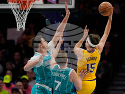 Lakers Hornets Basketball