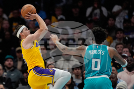 Lakers Hornets Basketball