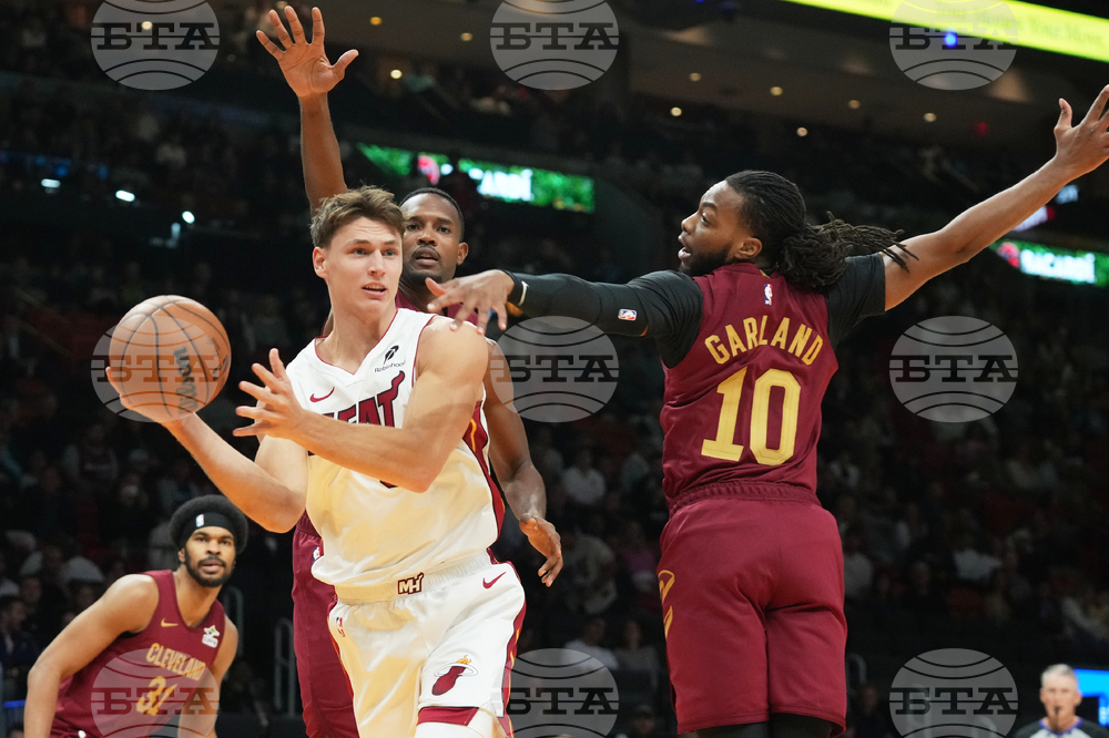 Cavaliers Heat Basketball