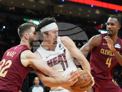 Cavaliers Heat Basketball