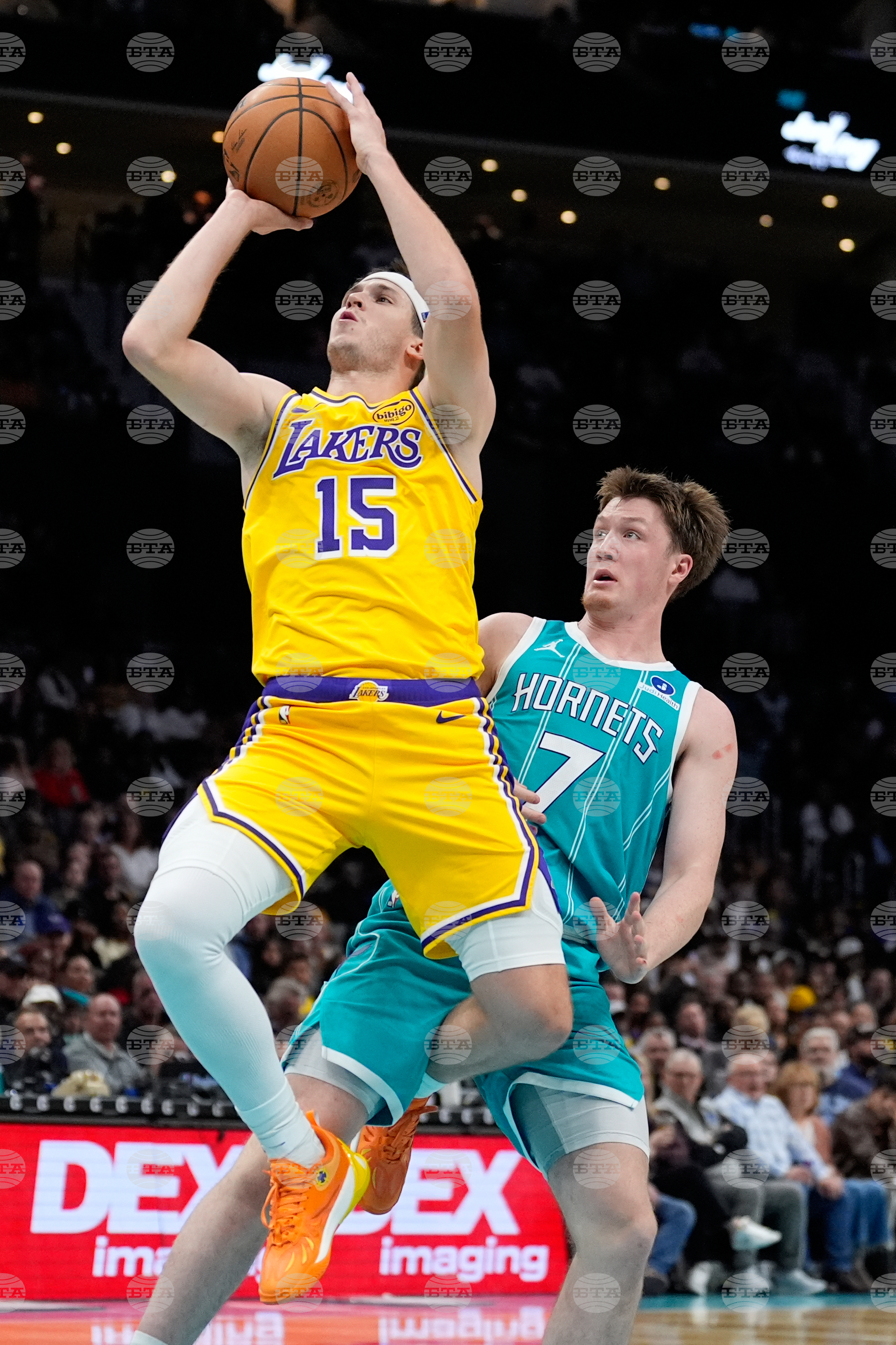 Lakers Hornets Basketball