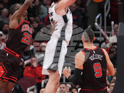 Spurs Bulls Basketball