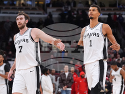 Spurs Bulls Basketball