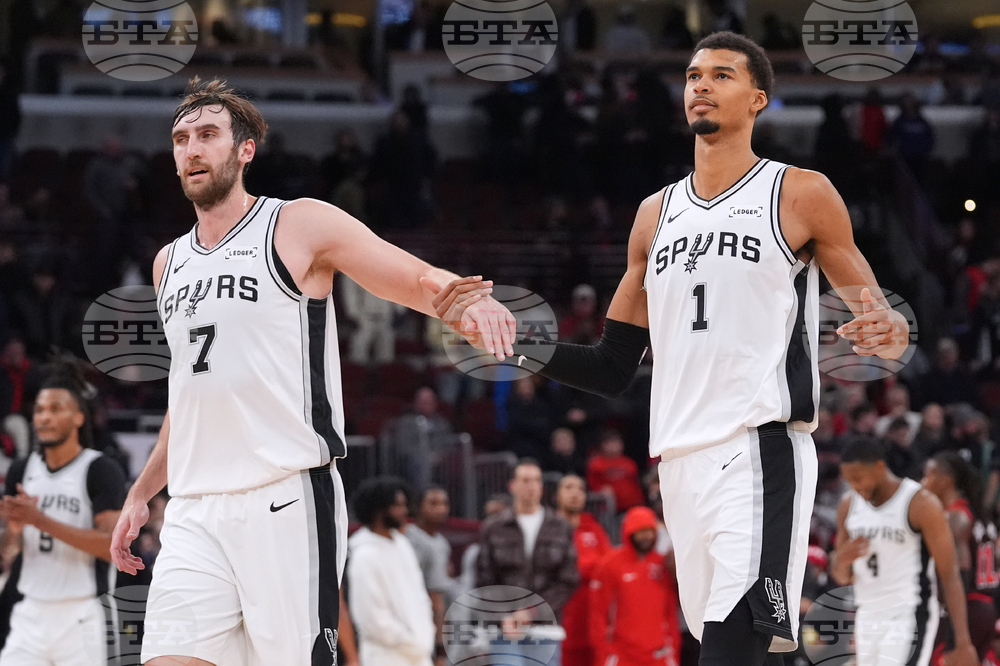 Spurs Bulls Basketball