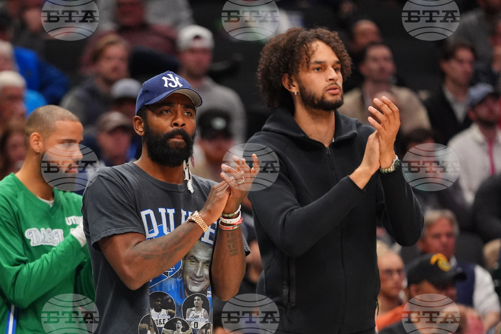 Bucks Mavericks Basketball