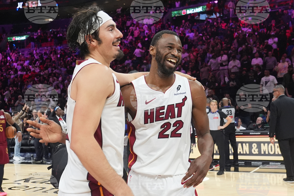 Cavaliers Heat Basketball