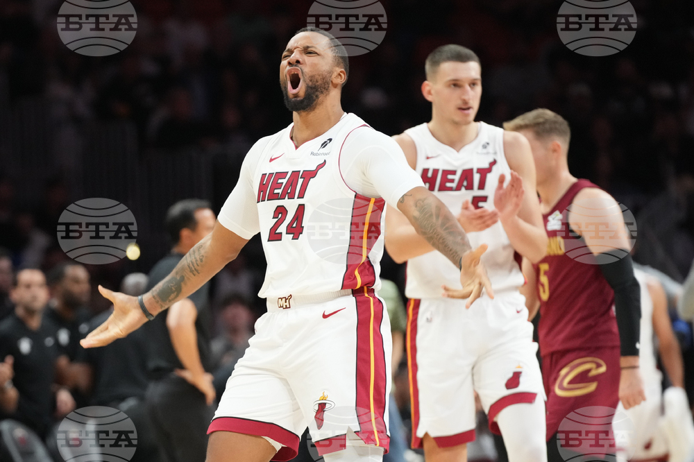 Cavaliers Heat Basketball