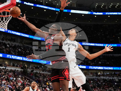 Spurs Bulls Basketball