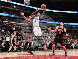 Spurs Bulls Basketball