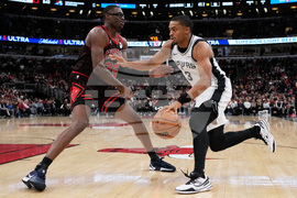 Spurs Bulls Basketball