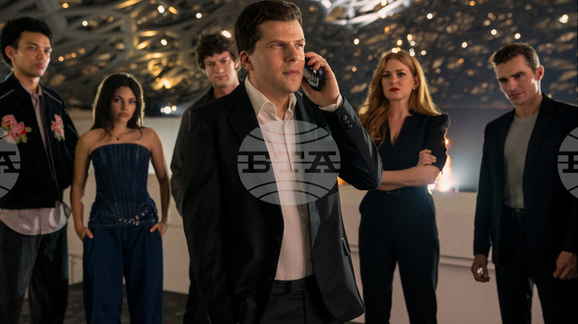 „Зрителна измама 3“ оглави боксофис класацията на Северна Америка 