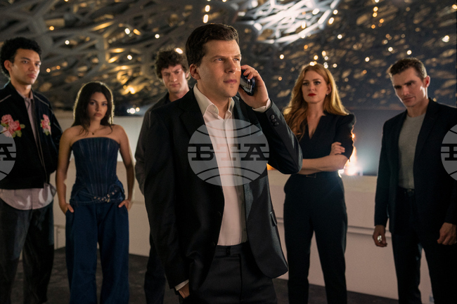 „Зрителна измама 3“ оглави боксофис класацията на Северна Америка 