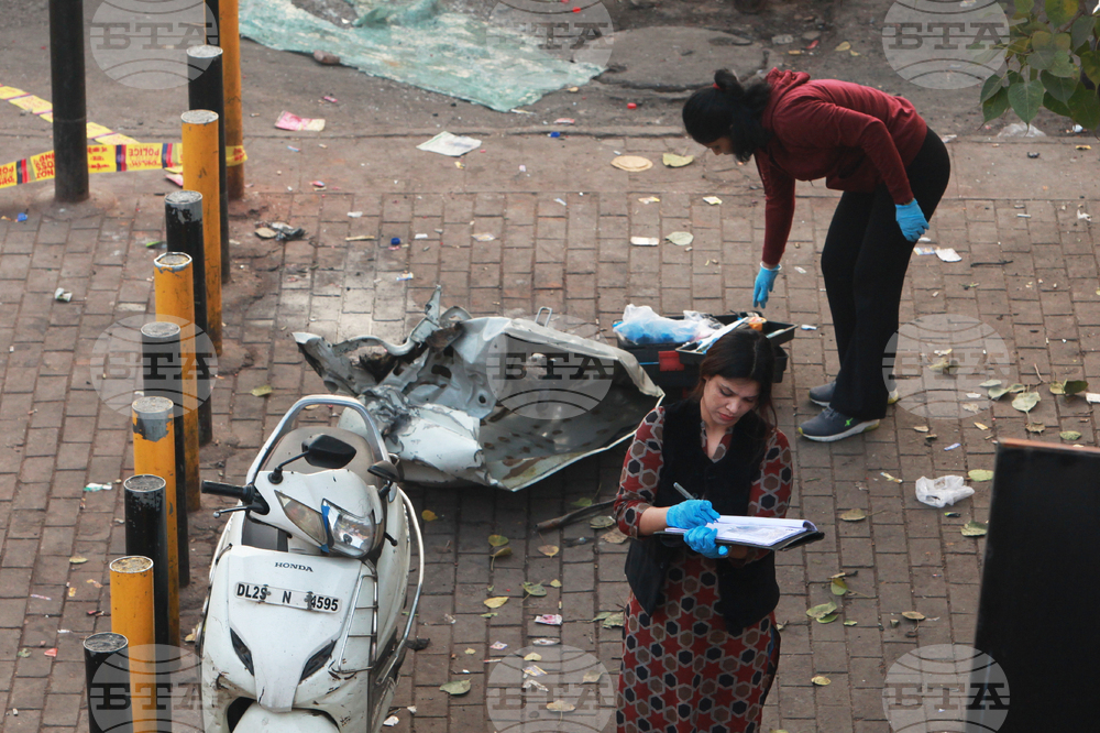Индия арестува жител на Кашмир, заподозрян във връзка с взрива на кола в Делхи