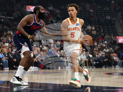 Hawks Clippers Basketball