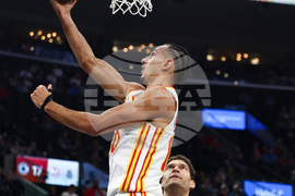 Hawks Clippers Basketball