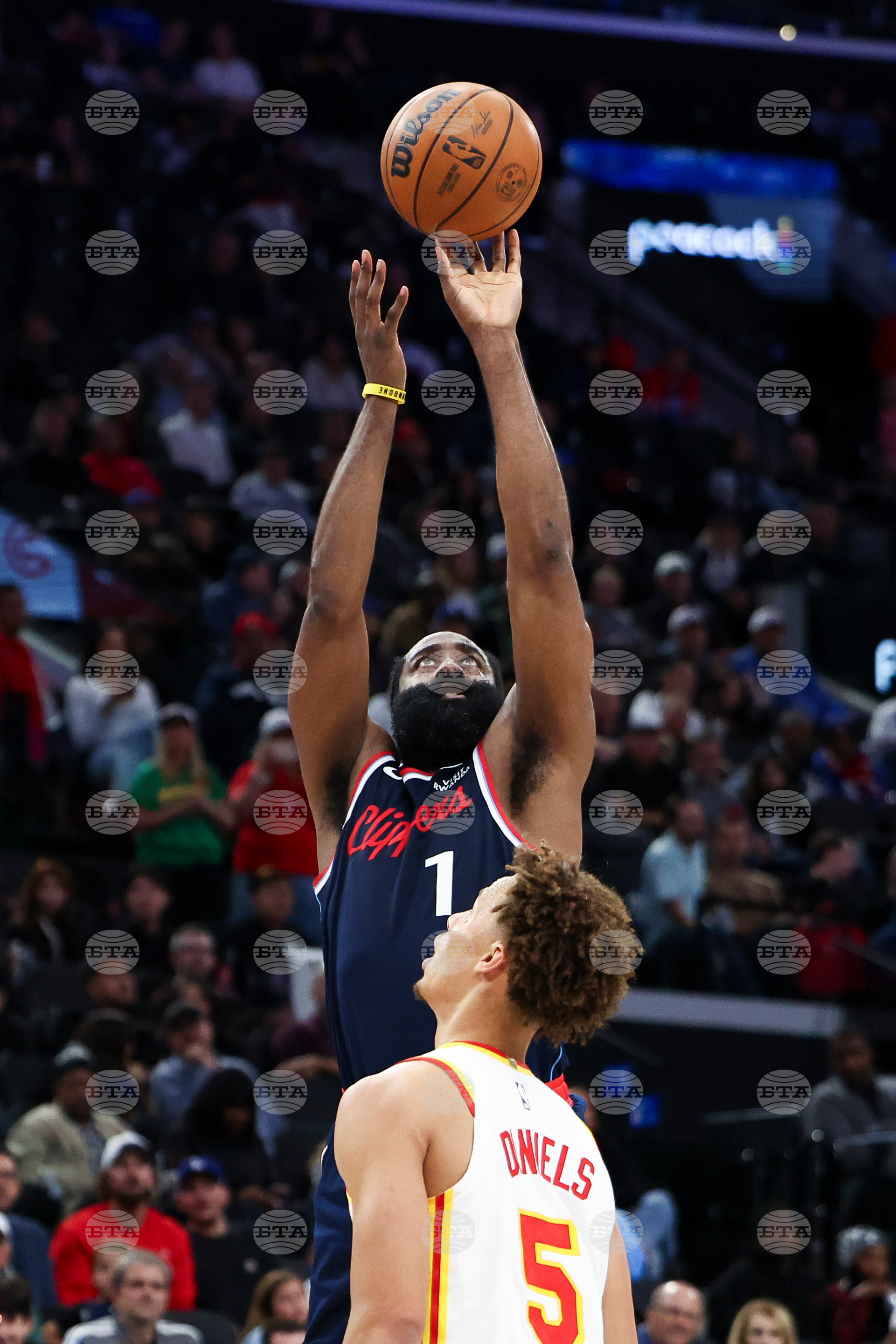 Hawks Clippers Basketball