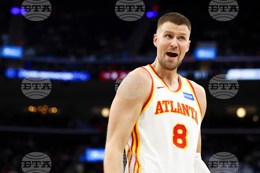 Hawks Clippers Basketball