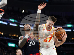 Hawks Clippers Basketball