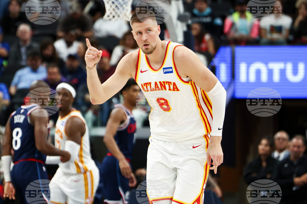 Hawks Clippers Basketball