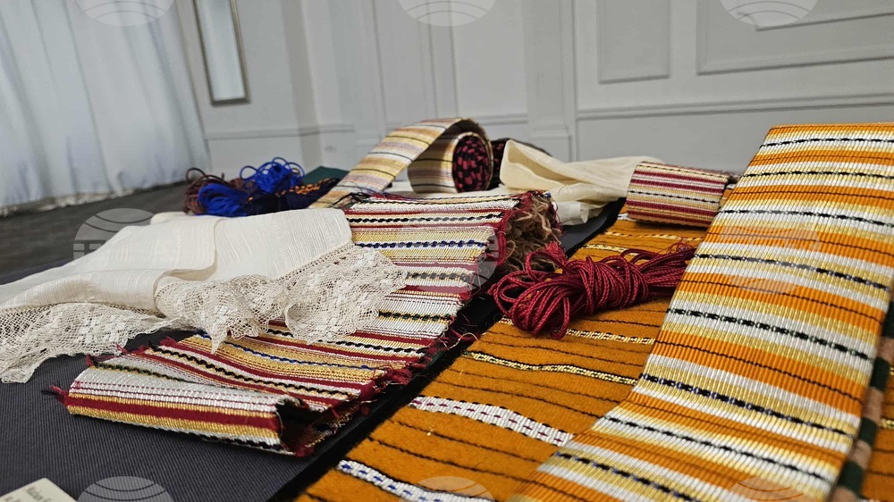 Проектът „Онлайн каталог с български хорà и танци“ ще бъде представен в пет европейски града през ноември и декември