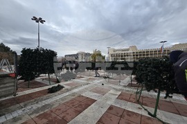 Благоевград - коледна украса - подготовка