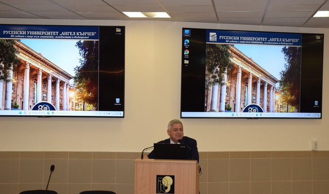 В Русенския университет се проведе годишната конференция по проект „Русенски изследователски университет“